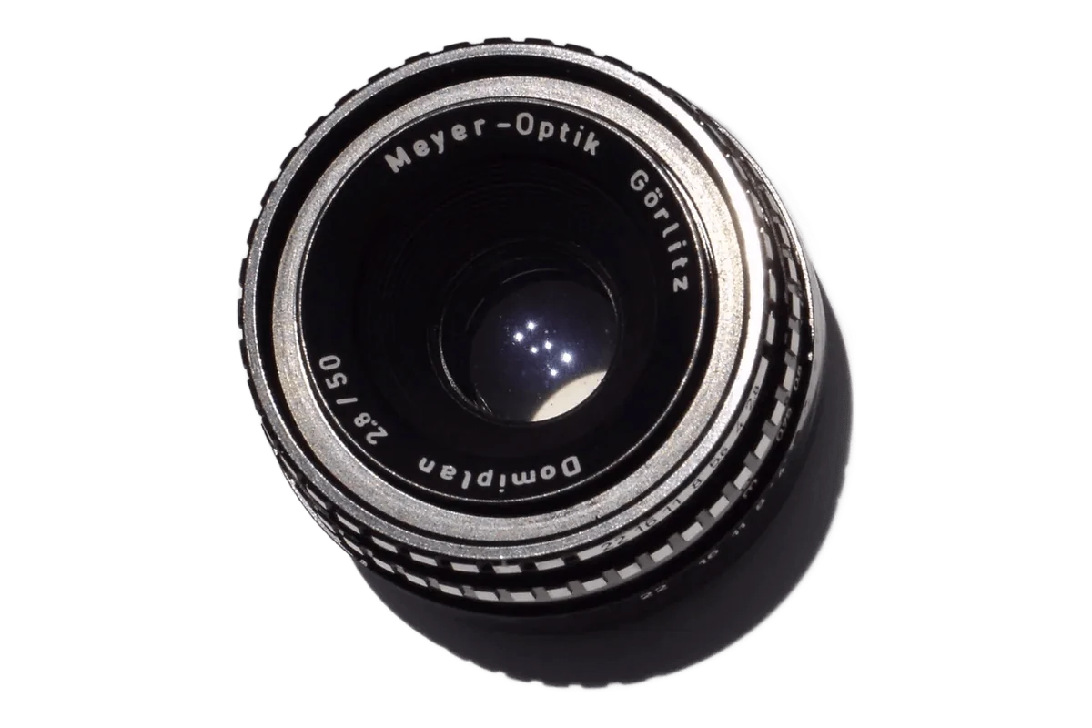 Domiplan 50mm f/2.8 V2 / V3 · 斑马 49mm 的镜身外观参考